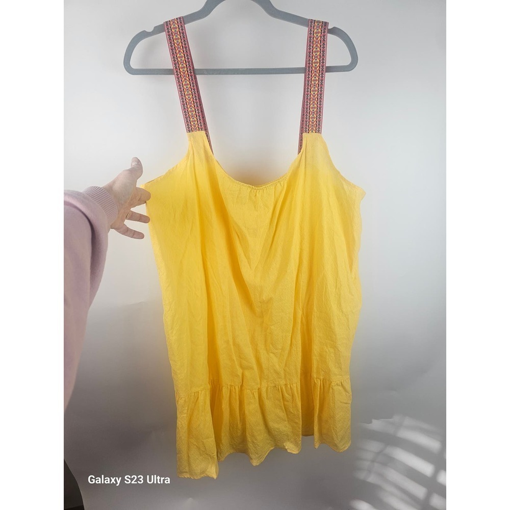 Shein curve, 2XL, 100% cotton, yellow tank w/Aztec design